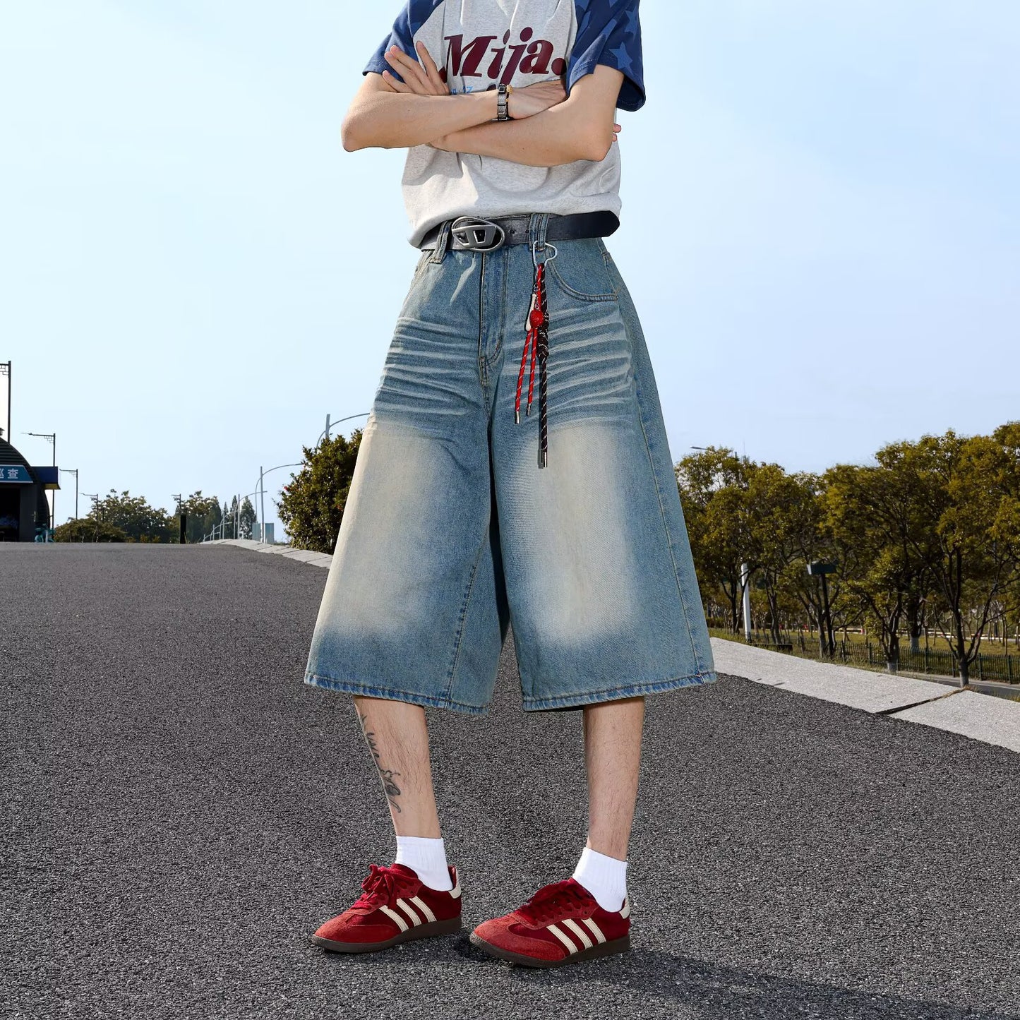 Distressed Wide Leg Denim Pants with Creases – Loose Fit