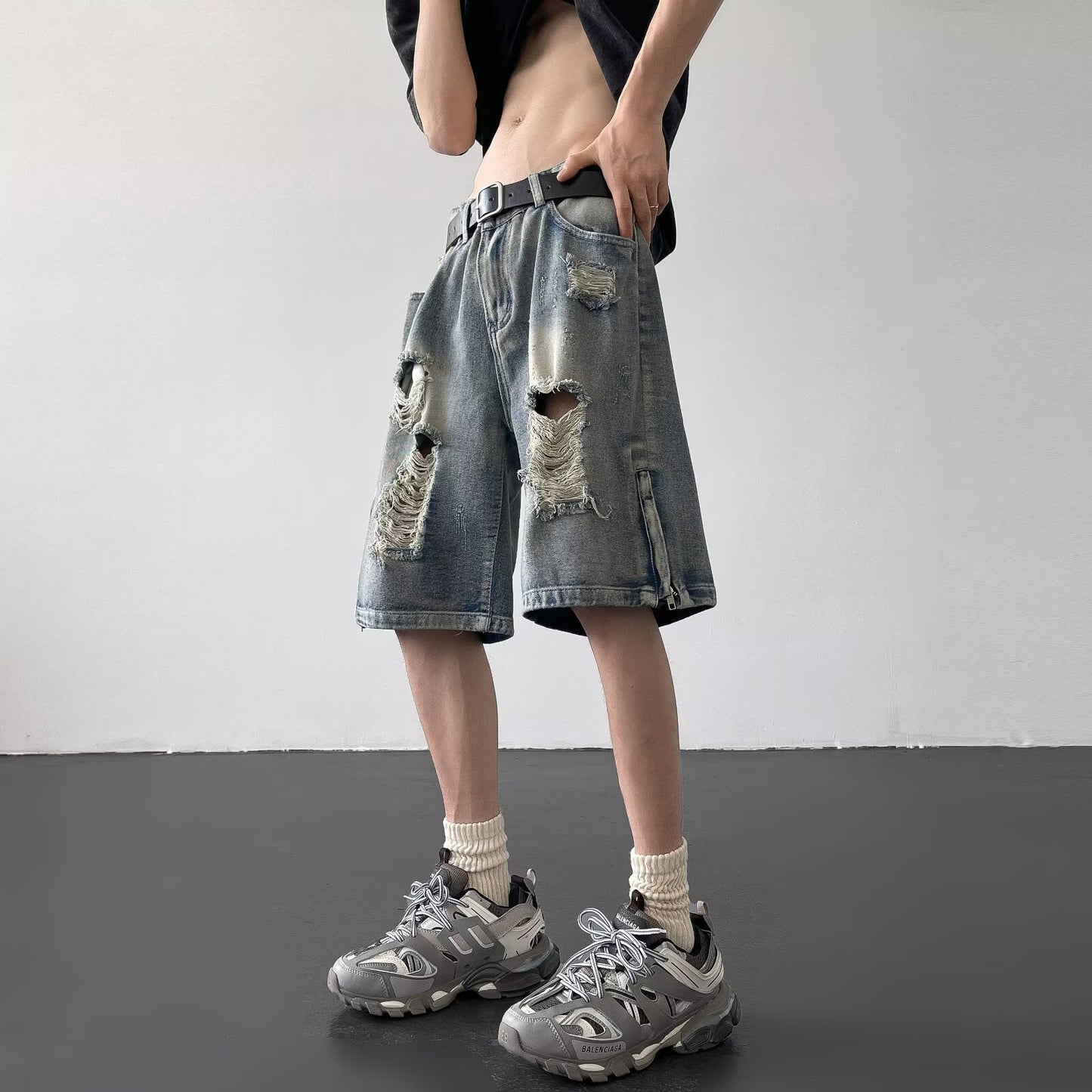 Zipper Slit Loose Straight Leg Casual Five Quarter Pants