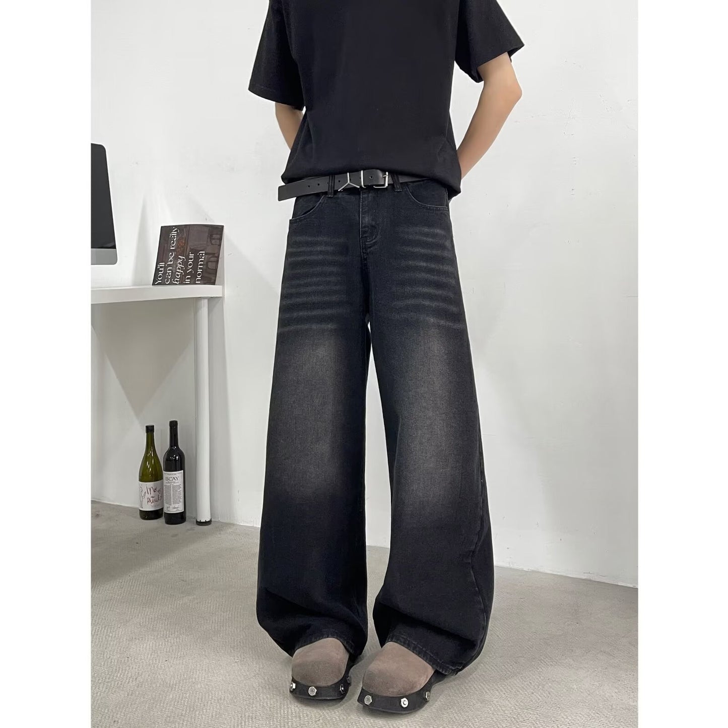 Curved Knife Denim Loose Straight Leg Pants with Letter Embroidery
