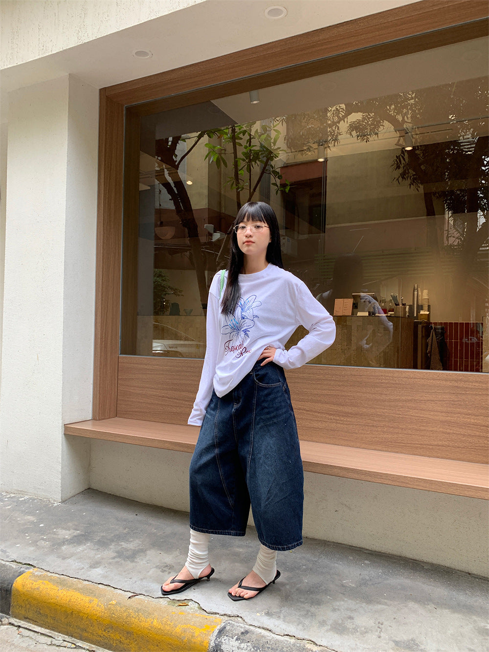 Summer Split Design High-Waist Denim Shorts for Women - Loose Retro Wide-Leg Pants