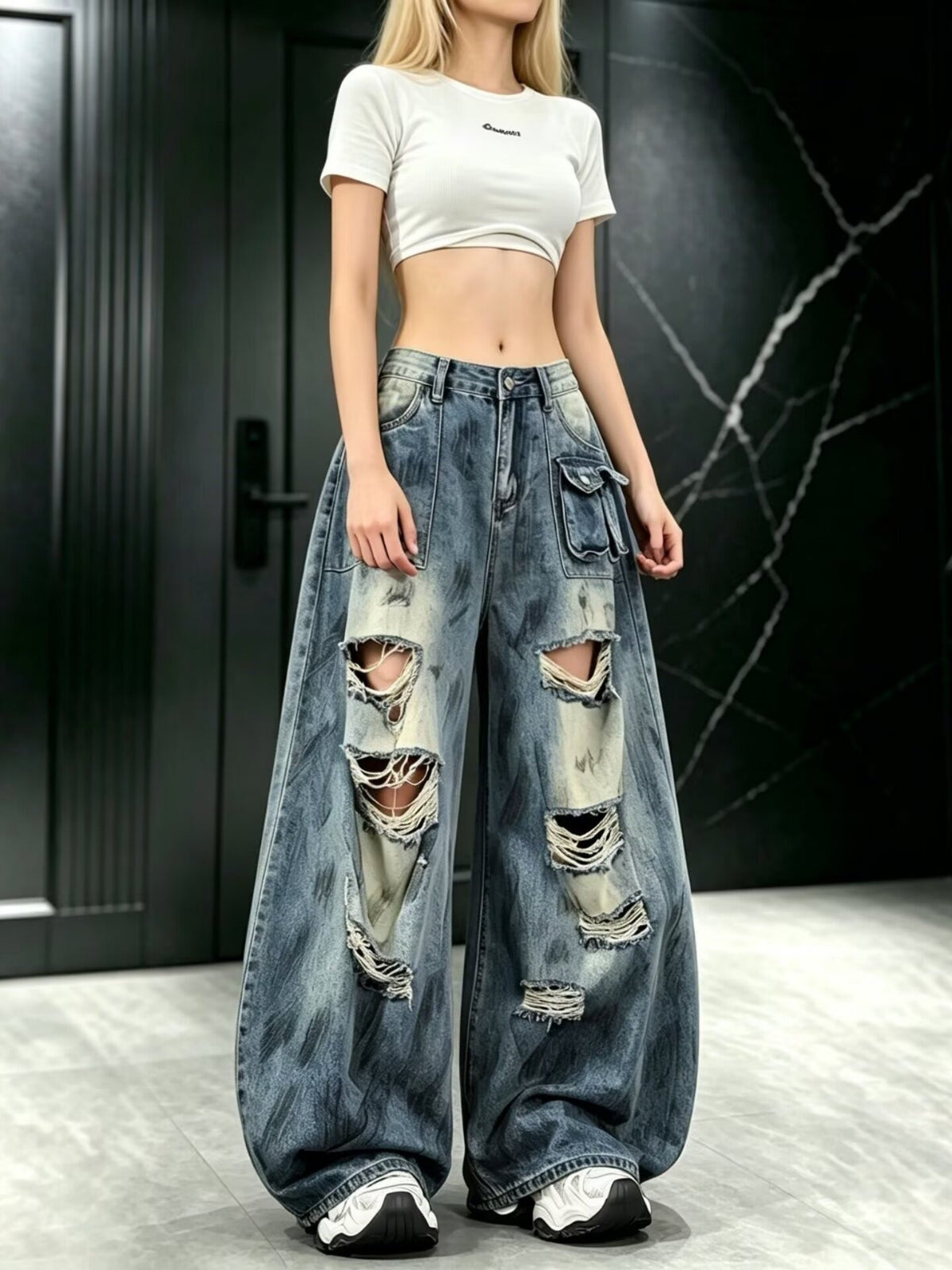 Vintage Desert Splatter Paint Ripped Fringed Wide-Leg Jeans for Women — Loose Slimming Mid-Rise, Multi-Pocket Floor-Length