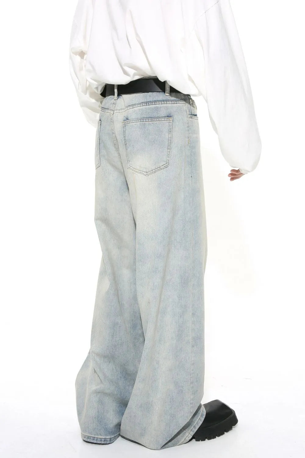 Premium Washed Straight Leg Jeans