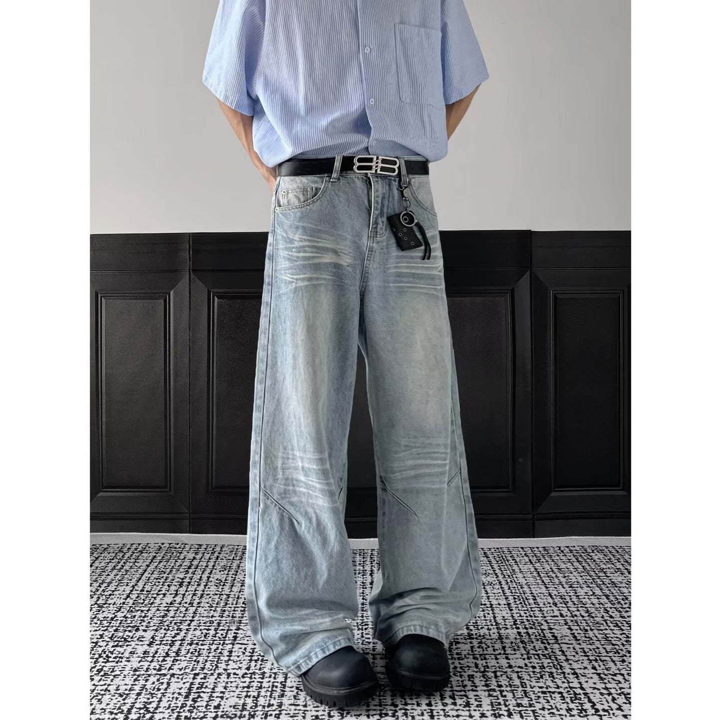 Wash Ground White Light Blue Loose Straight Leg Jeans