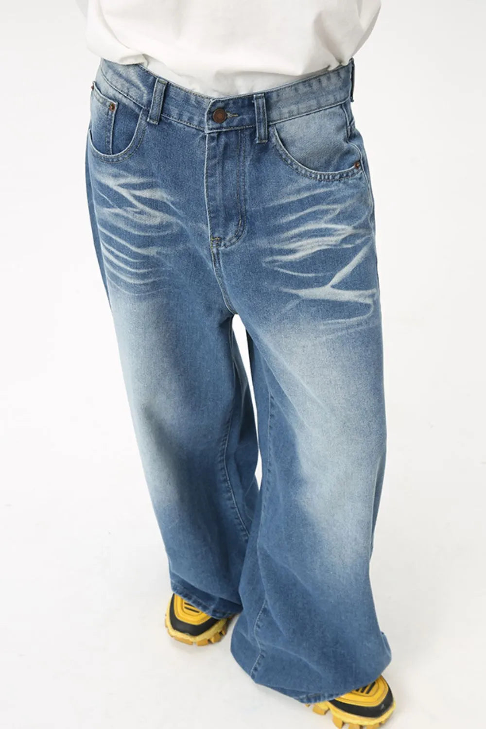 Premium Wide Leg Jeans with Pockets