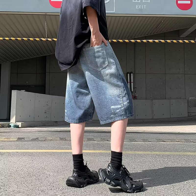 Spray Painted Chain Printed Denim Cropped Pants for Men