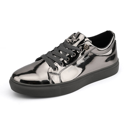 Casual Sports Shoes - Low Cut Shiny Flat Bottomed Board Shoes