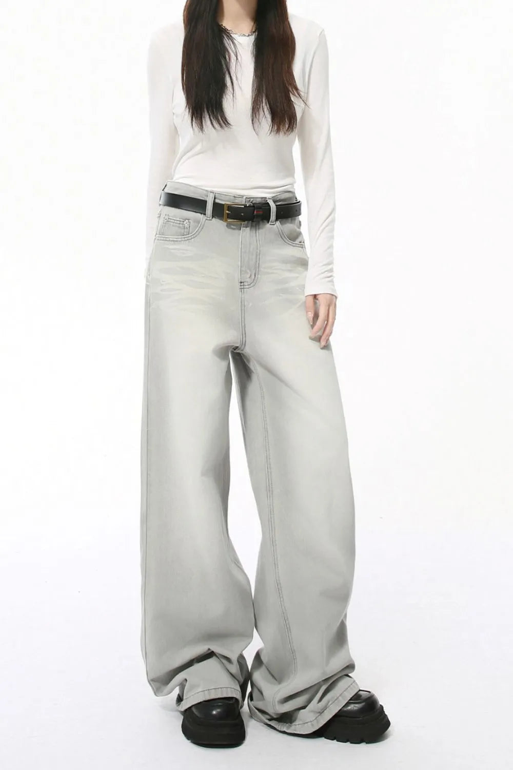 Premium Wide Leg Jeans with Pockets