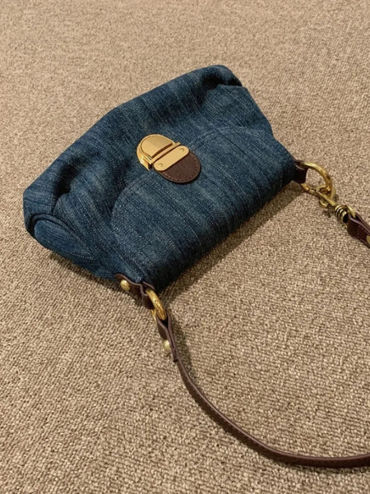 Advanced Fold Lock Crossbody Bag for Women