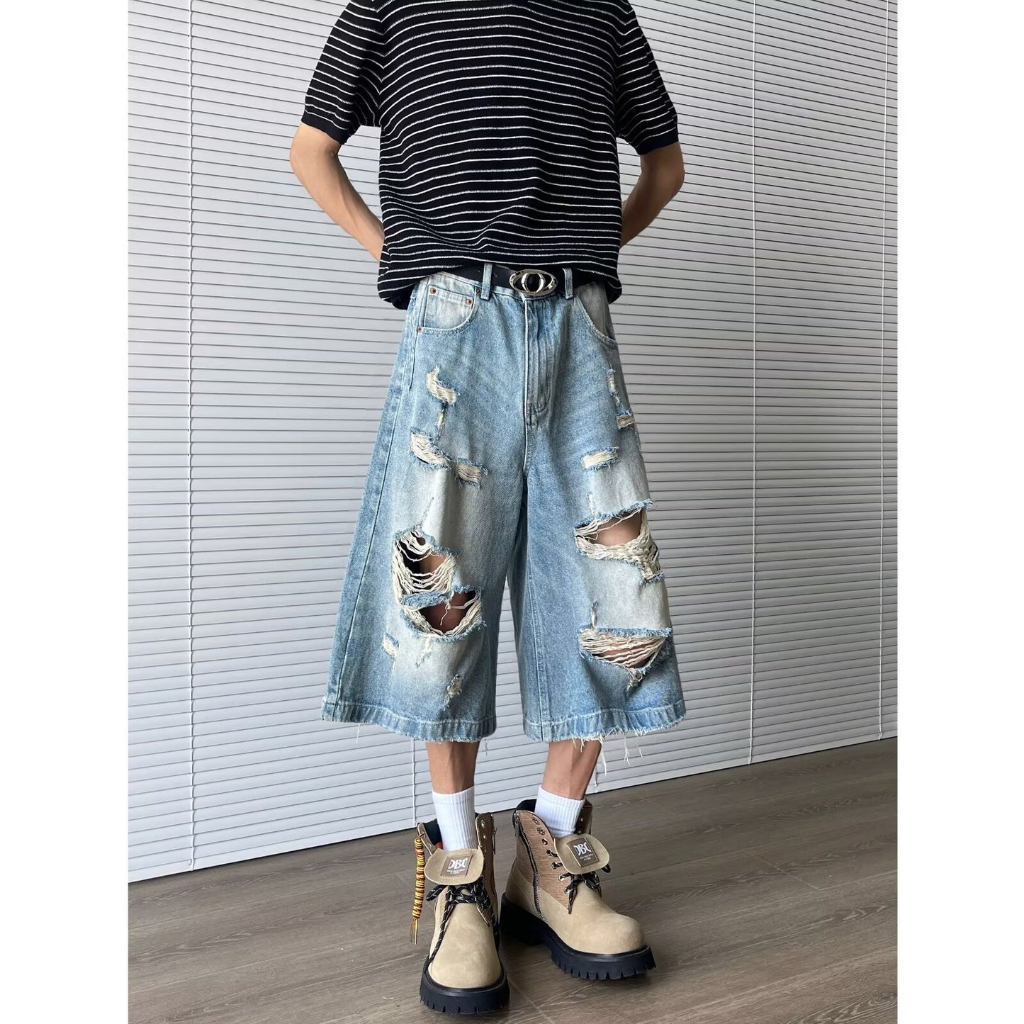 Ripped Denim Seven-Part Washed Distressed Wide Leg Shorts
