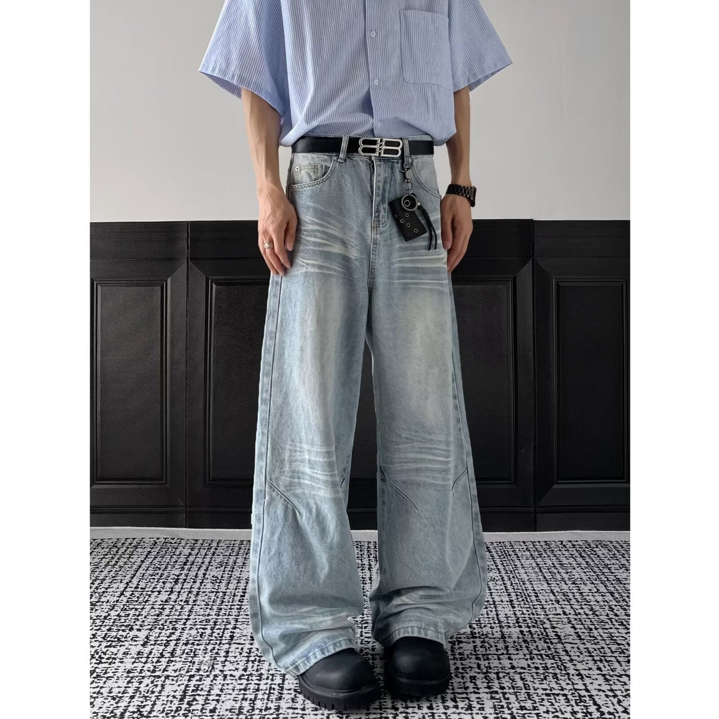 Wash Ground White Light Blue Loose Straight Leg Jeans