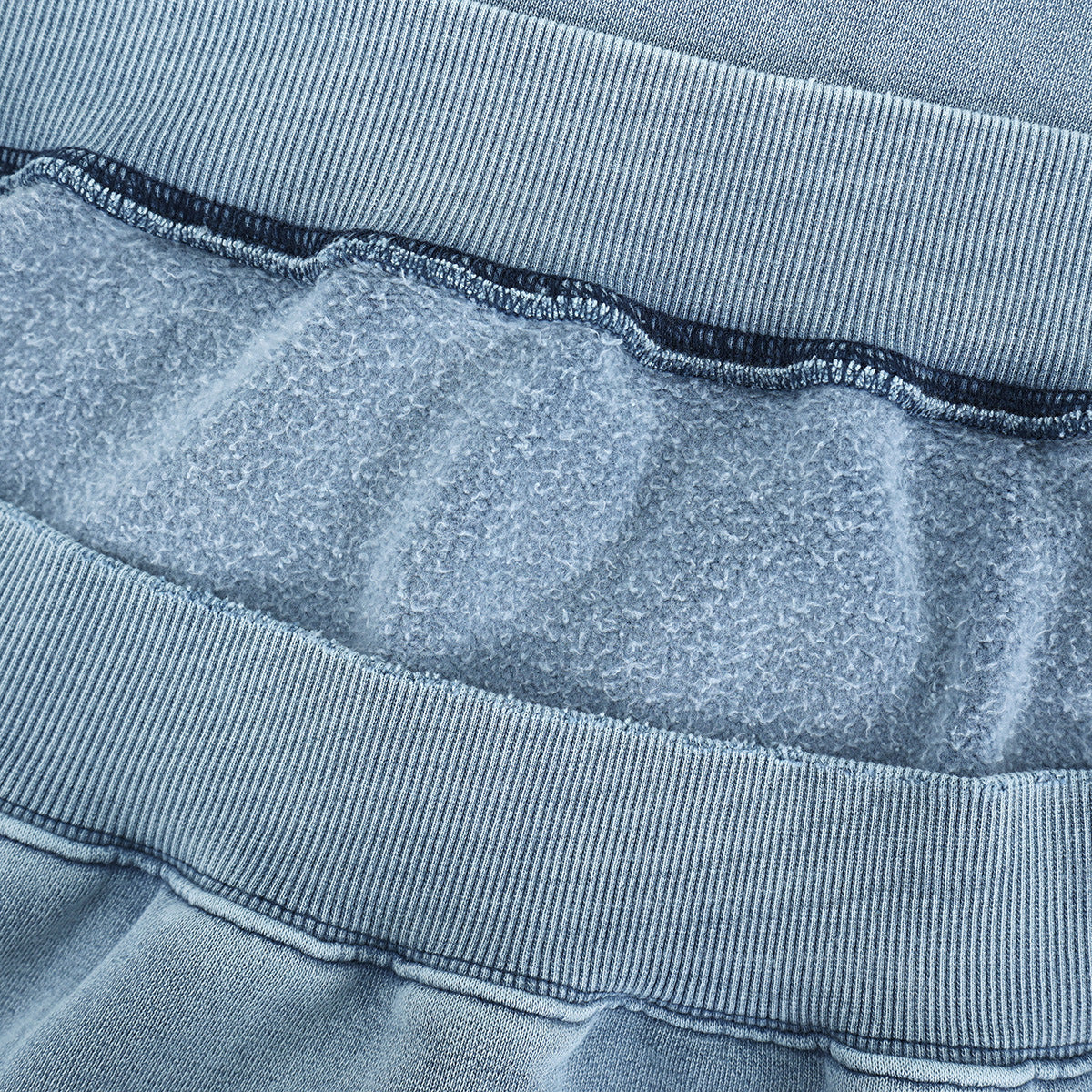 Heavy-Wash Bleached Embroidered Solid Color Fleece Crewneck Sweatshirt for Men