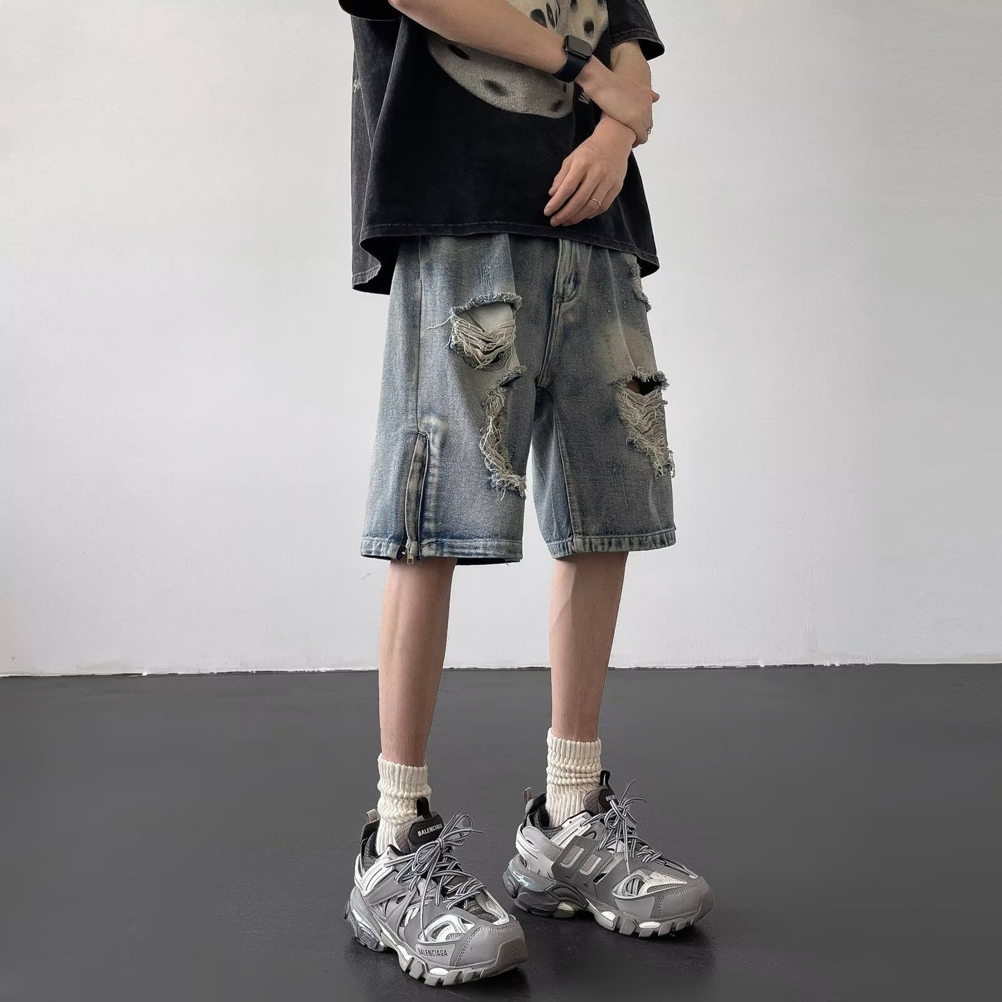 Zipper Slit Loose Straight Leg Casual Five Quarter Pants