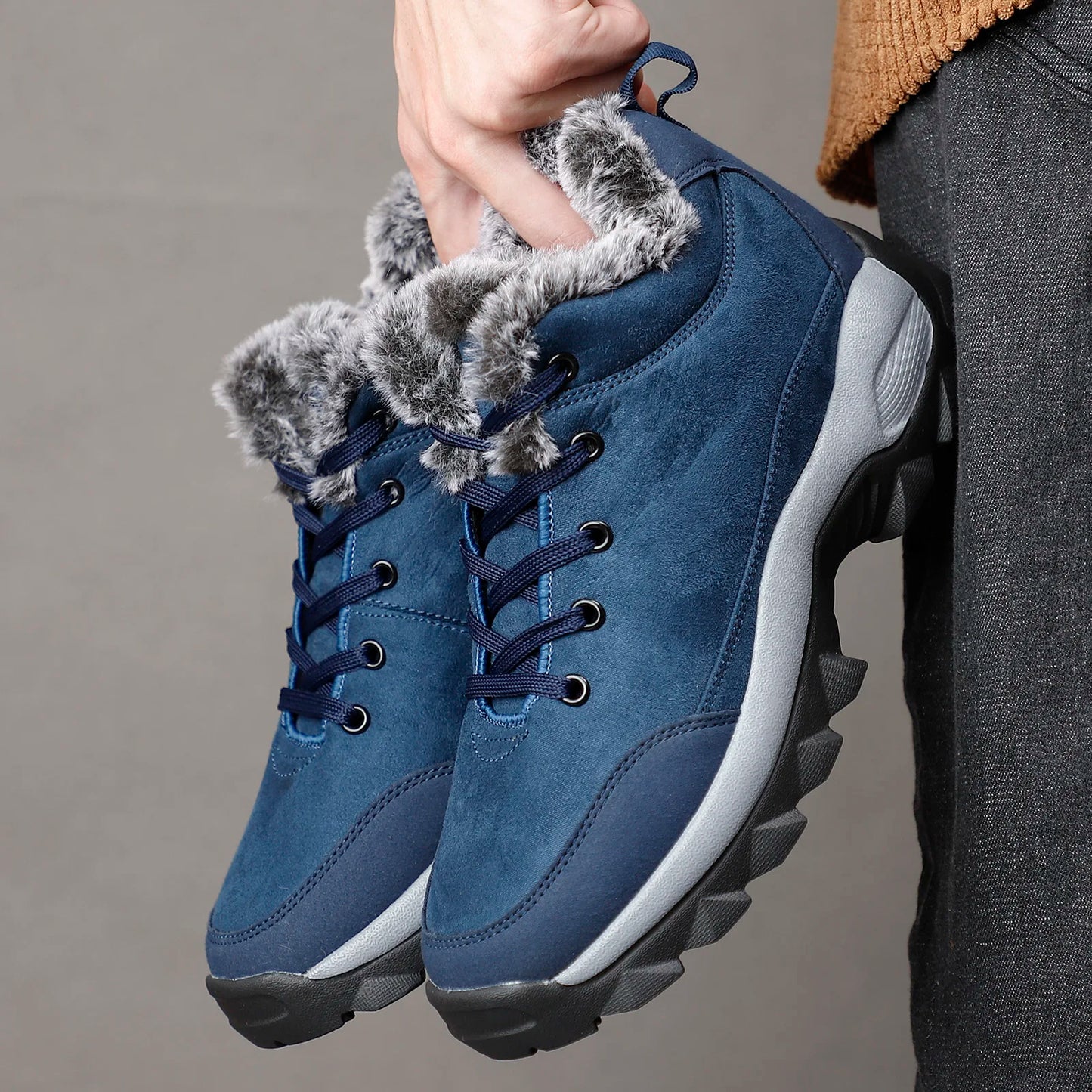 Men's Snow Boots with Fleece Insulation