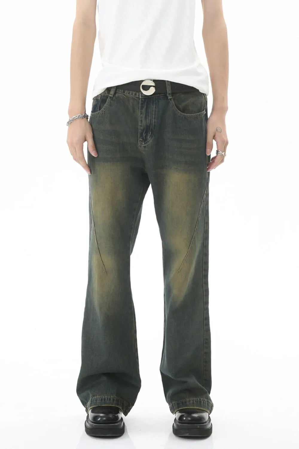 Decorative Seam Jeans with Pockets