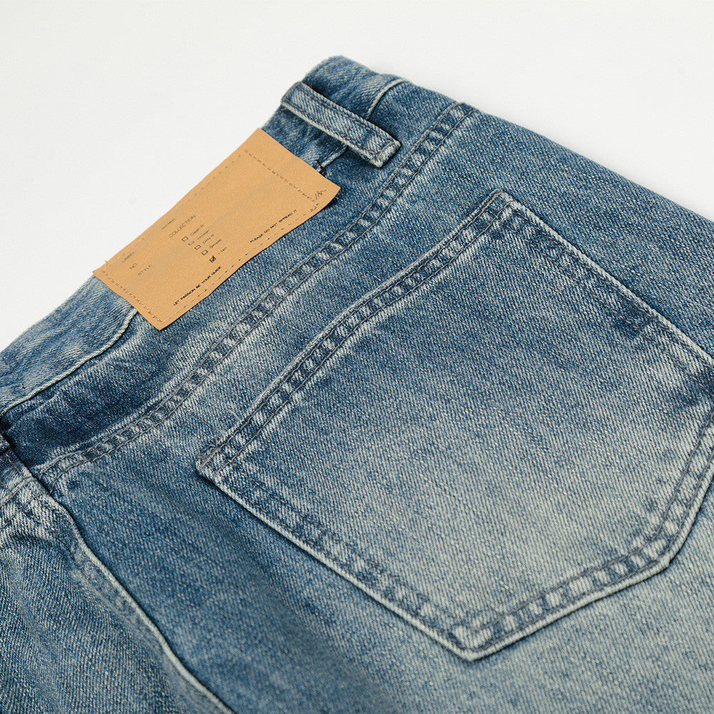 Washed Blue Mid-Rise Straight-Leg Denim Jeans — Street Style