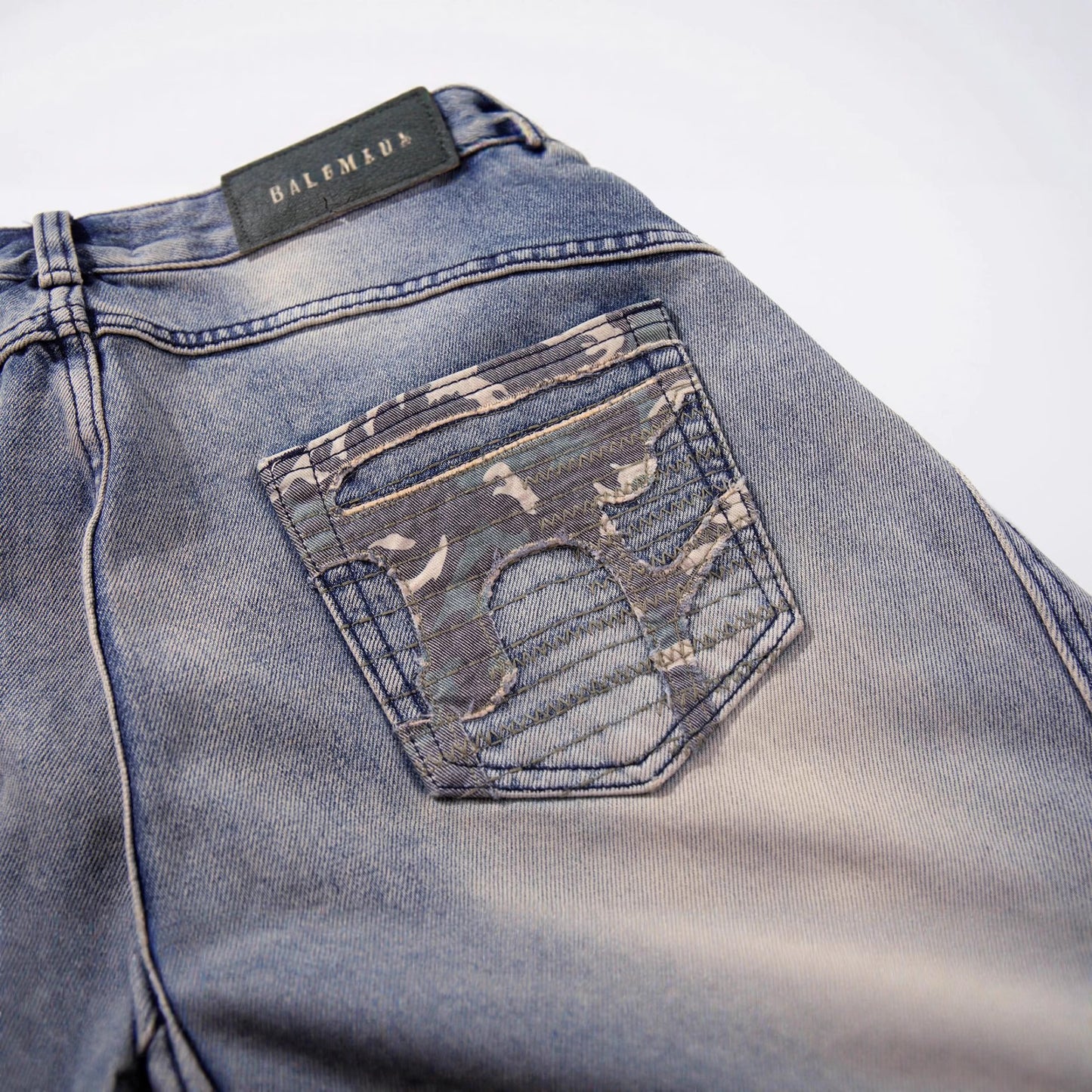 Washed Vintage High-Quality Tapered Jeans