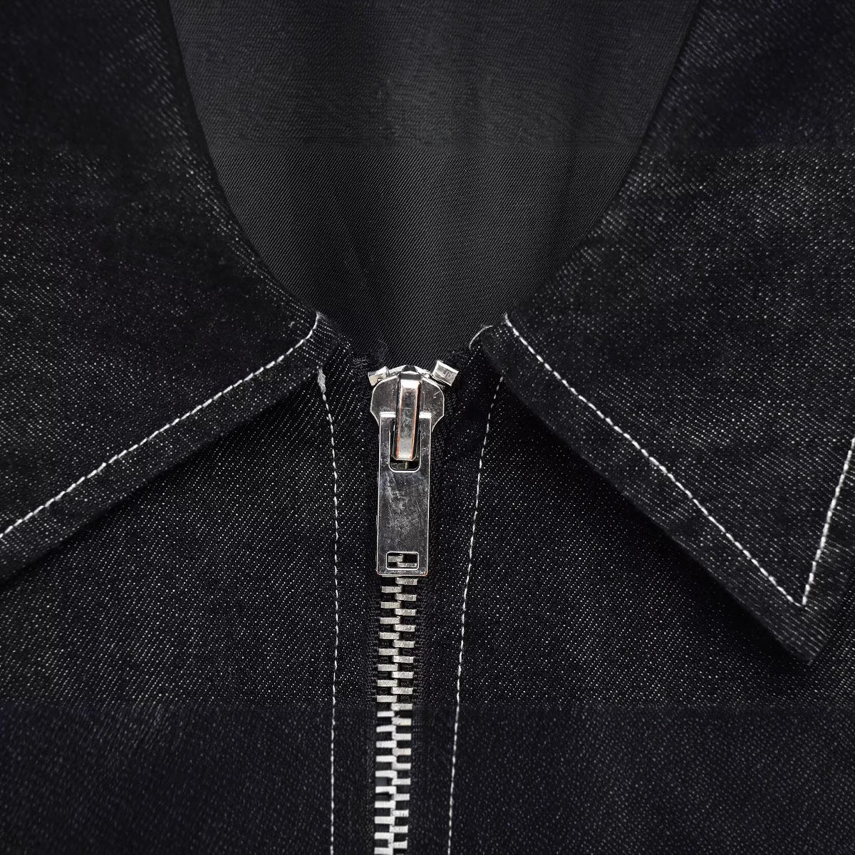 Casual Loose Denim Jacket for Women with Pocket Decoration