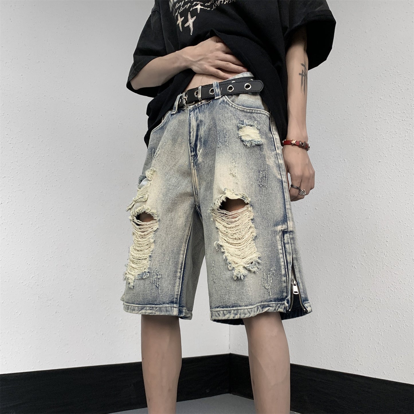 Five Point Hole Beggar Jeans Shorts for Men