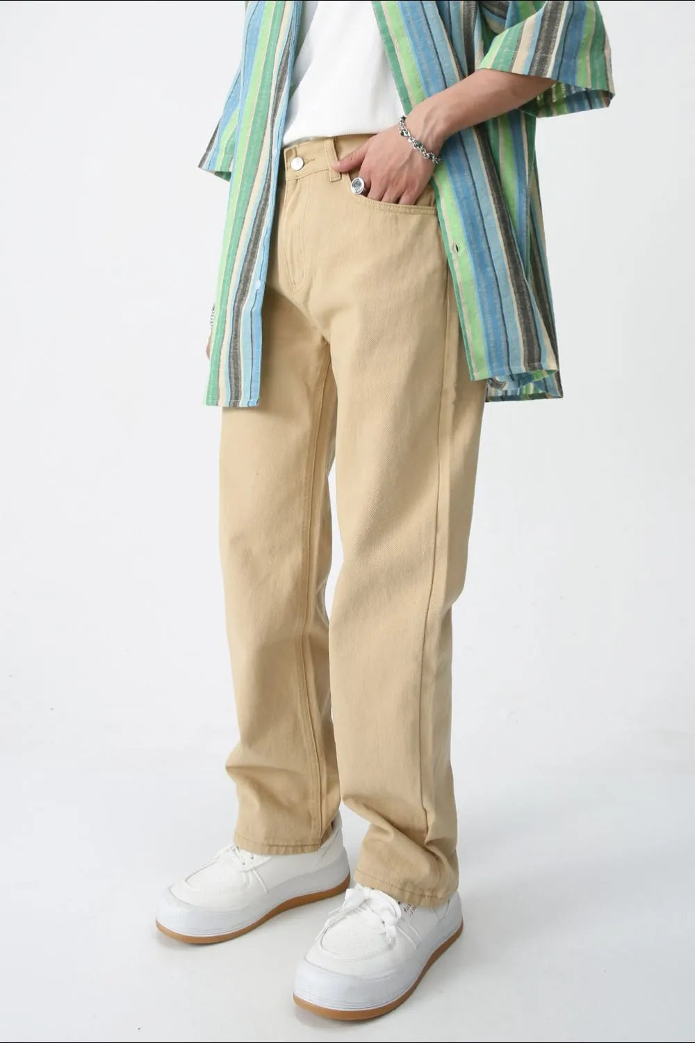 Premium Mid Rise Jeans with Pockets in Japanese Denim