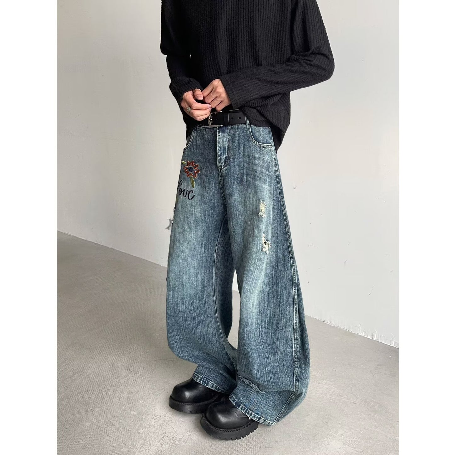 Flower Embroidery Curved Knife Denim Ripped Straight Tube Casual Pants