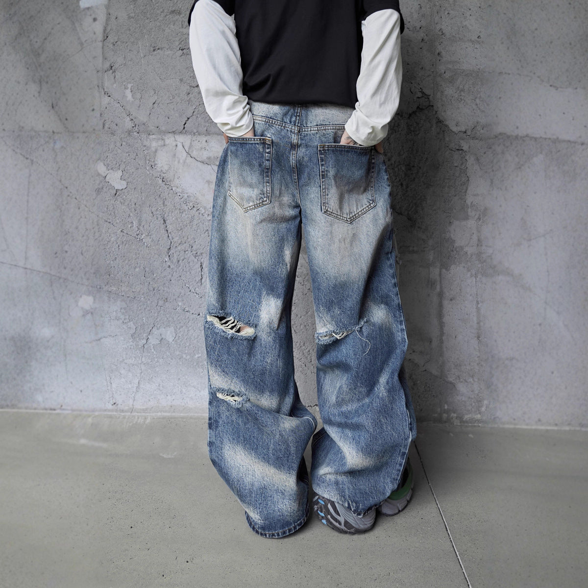 Vintage  Design Ripped Streetwear Loose Fit Jeans for Men