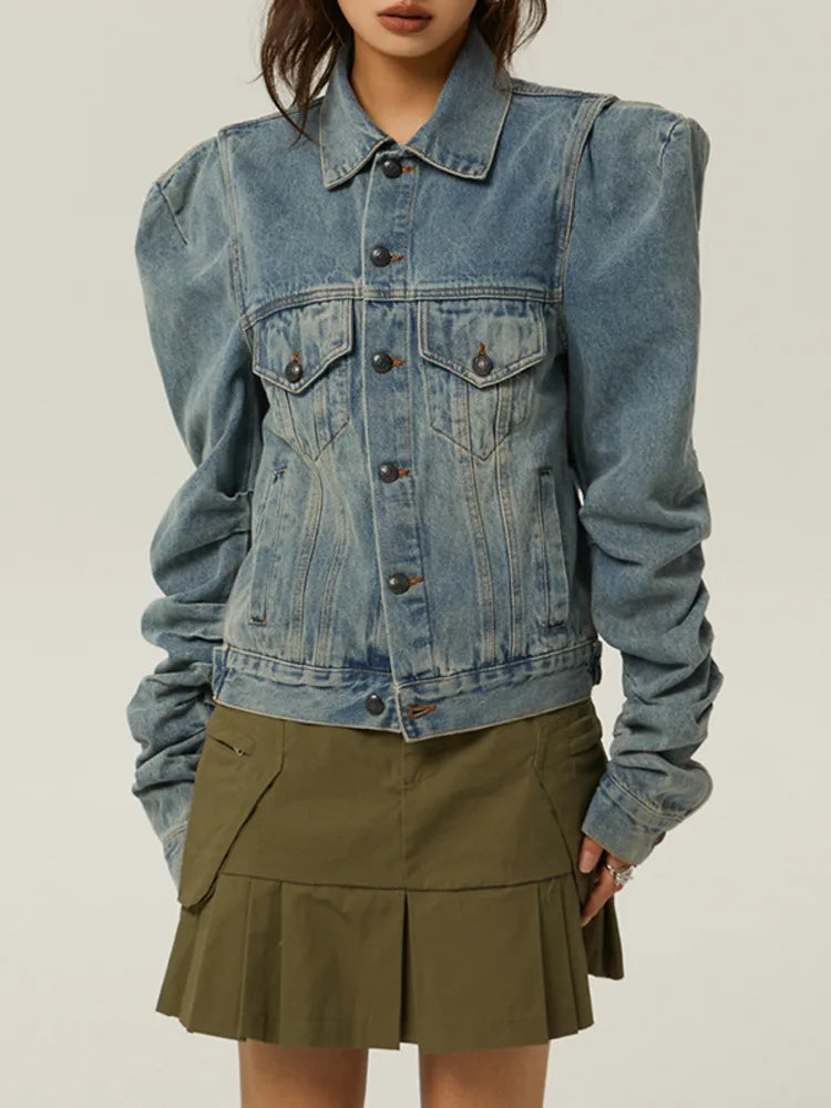 Women's Vintage Denim Coat with Shoulder Pads - Blue Washed