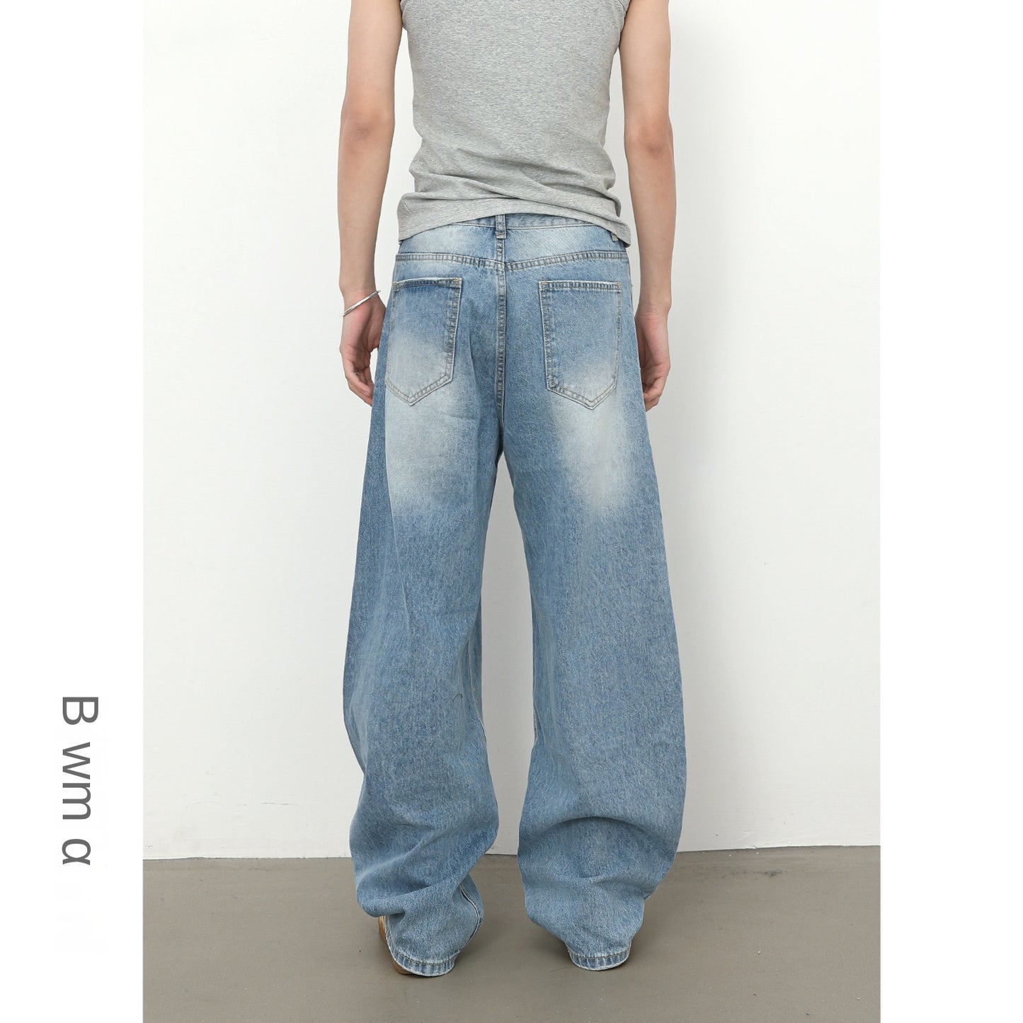Retro Tapered Hole Denim Pants for Men | Washed Design Loose Wide-Leg Jeans