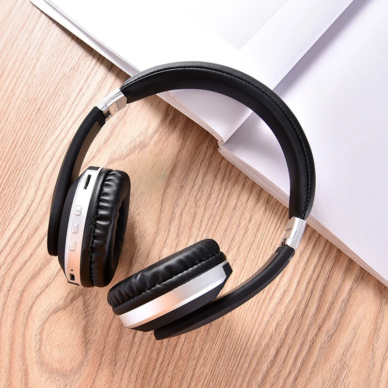 Wireless Bluetooth Foldable Headphones With Microphone And TF Card