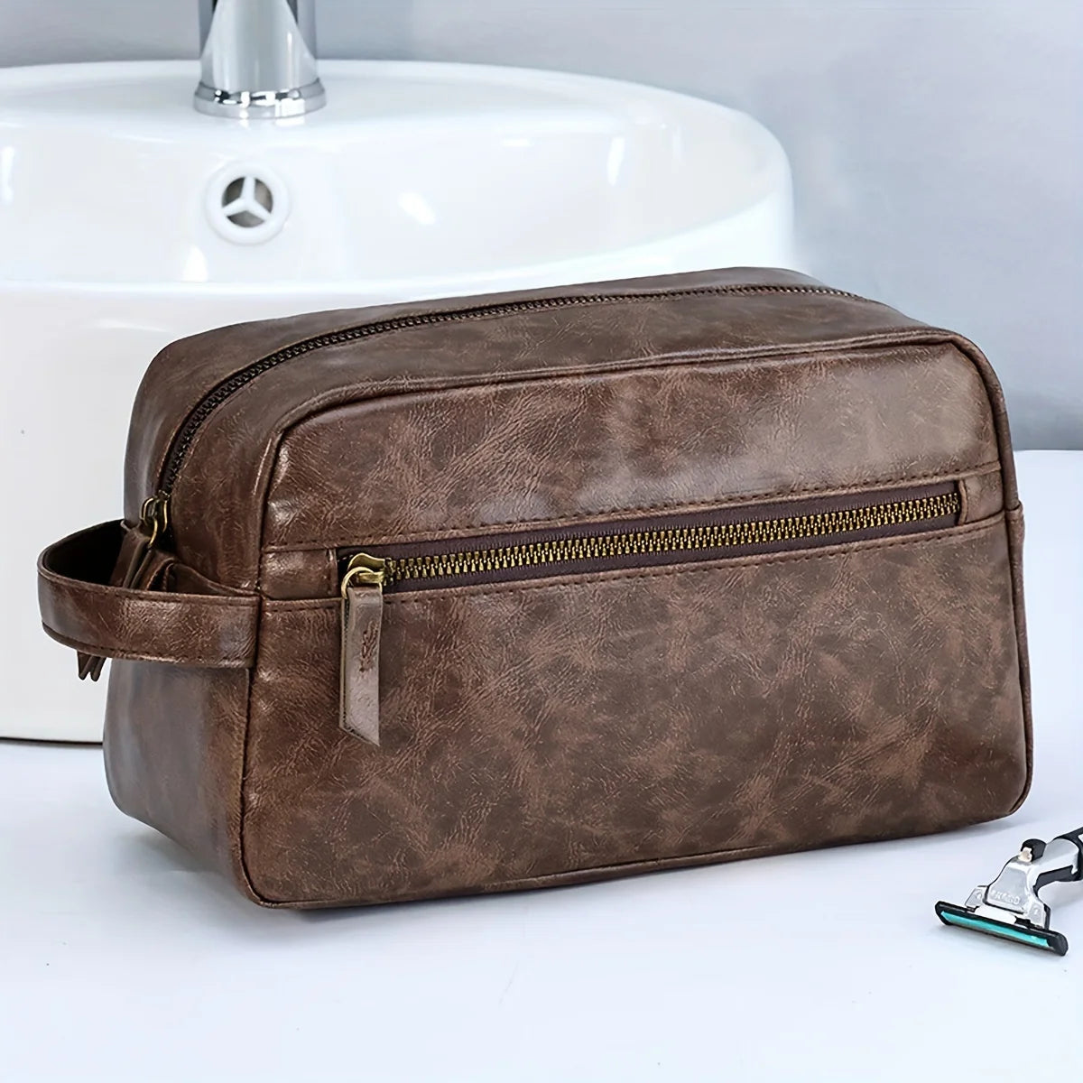 Men Travel Toiletry Bag Waterproof Leather Shaving Kit Organizer