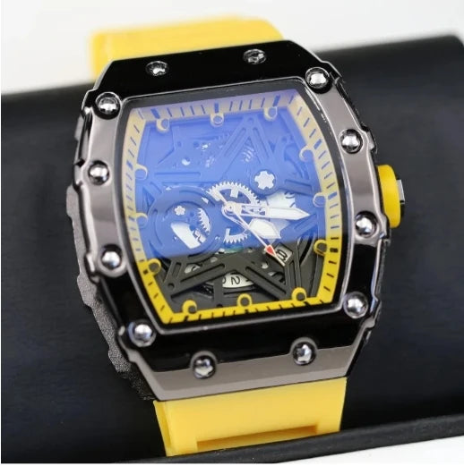 Men's Light Luminous Wine Barrel Shaped Quartz Watch