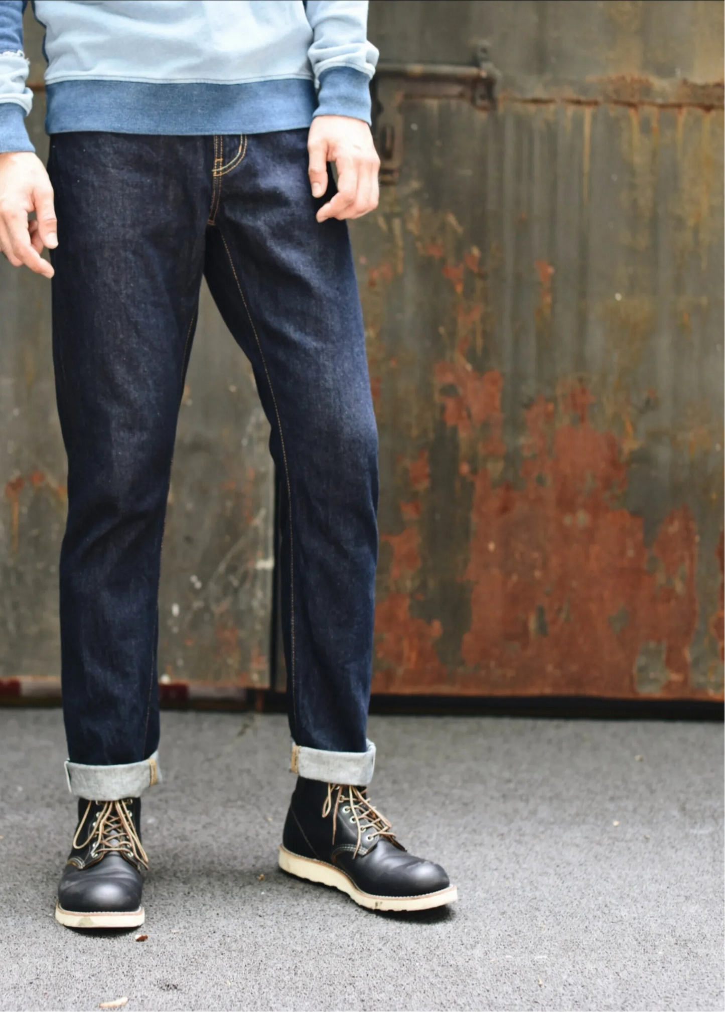 Men's Sanforized Selvedge Denim Jeans in Indigo and Black