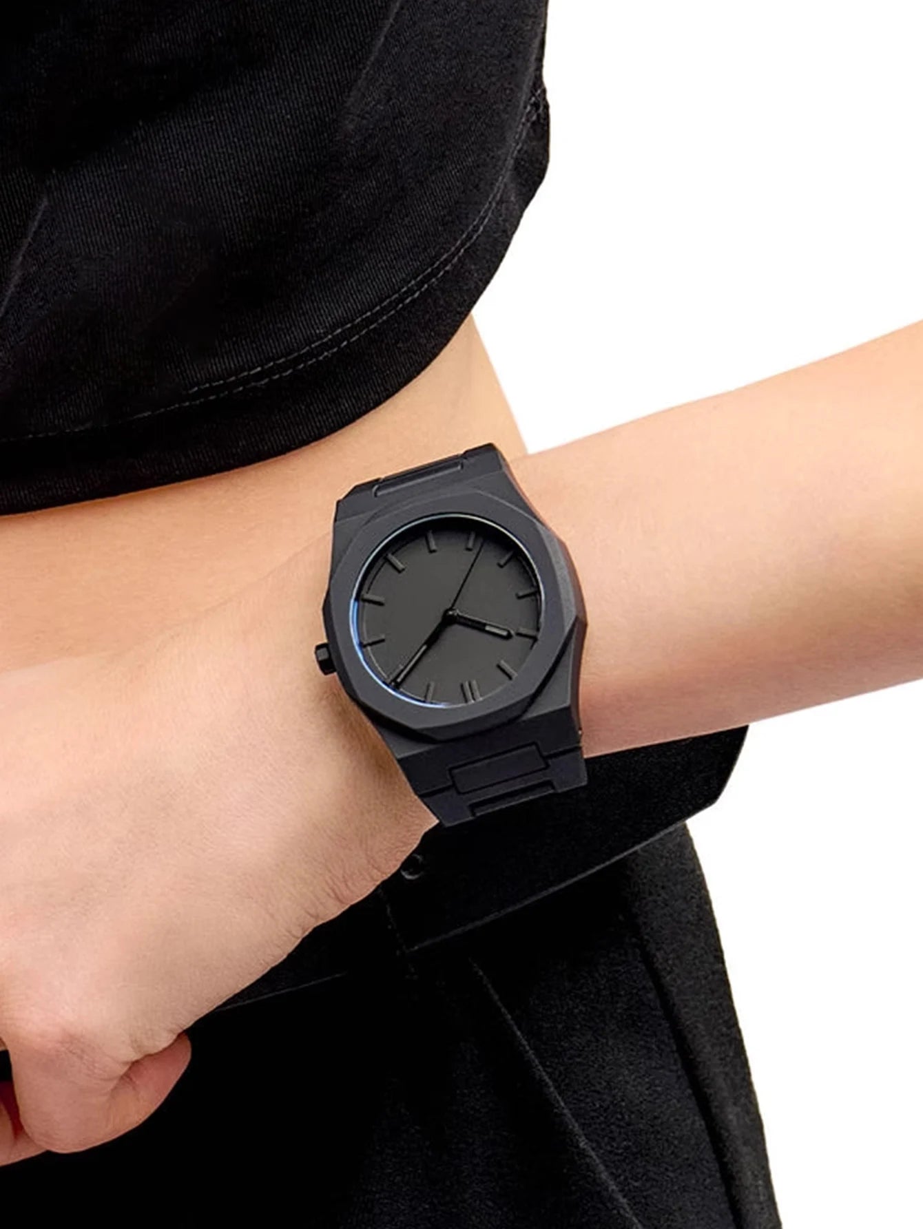 Men's Quartz Watch - Simple Style